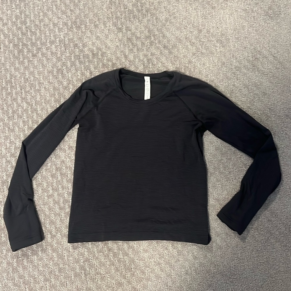 Black Lululemon Long sleeve Shirt